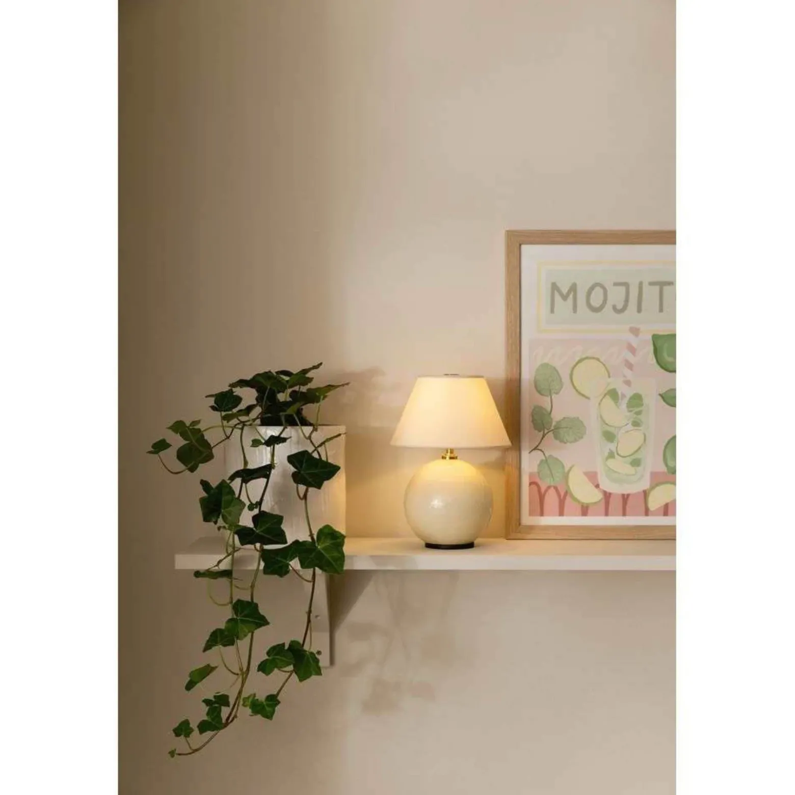 Lámpara de mesa recargable IRIS de Globen Lighting, color crema, altura 23 cm,