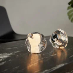 Lámpara de mesa recargable LED LOOM DESIGN Ice Ball, cromada, Ø 10,5 cm