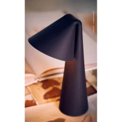 Lámpara de mesa recargable LED FRANDSEN Ami, marrón, 32 cm, atenuable