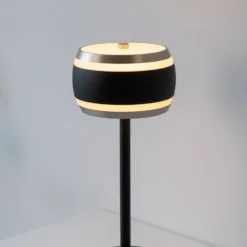 Lámpara de mesa recargable PURE Falling Rings, negro perla/diamante, CCT