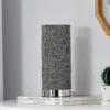 Lámpara de mesa Ronja gris con base cromada
