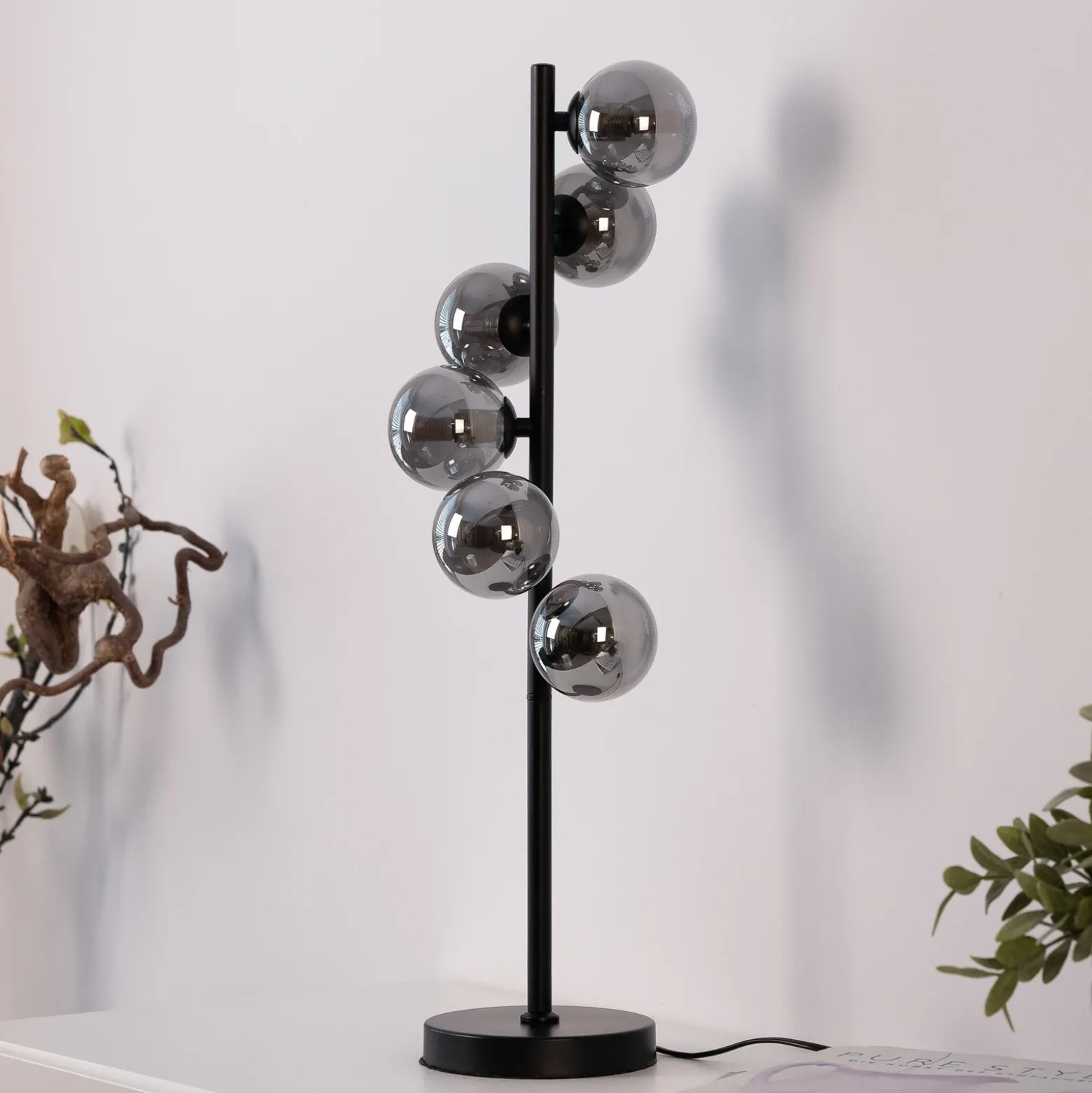 Lámpara de mesa SCHÖNER WOHNEN Dubai, cristal ahumado, 6 luces, G9