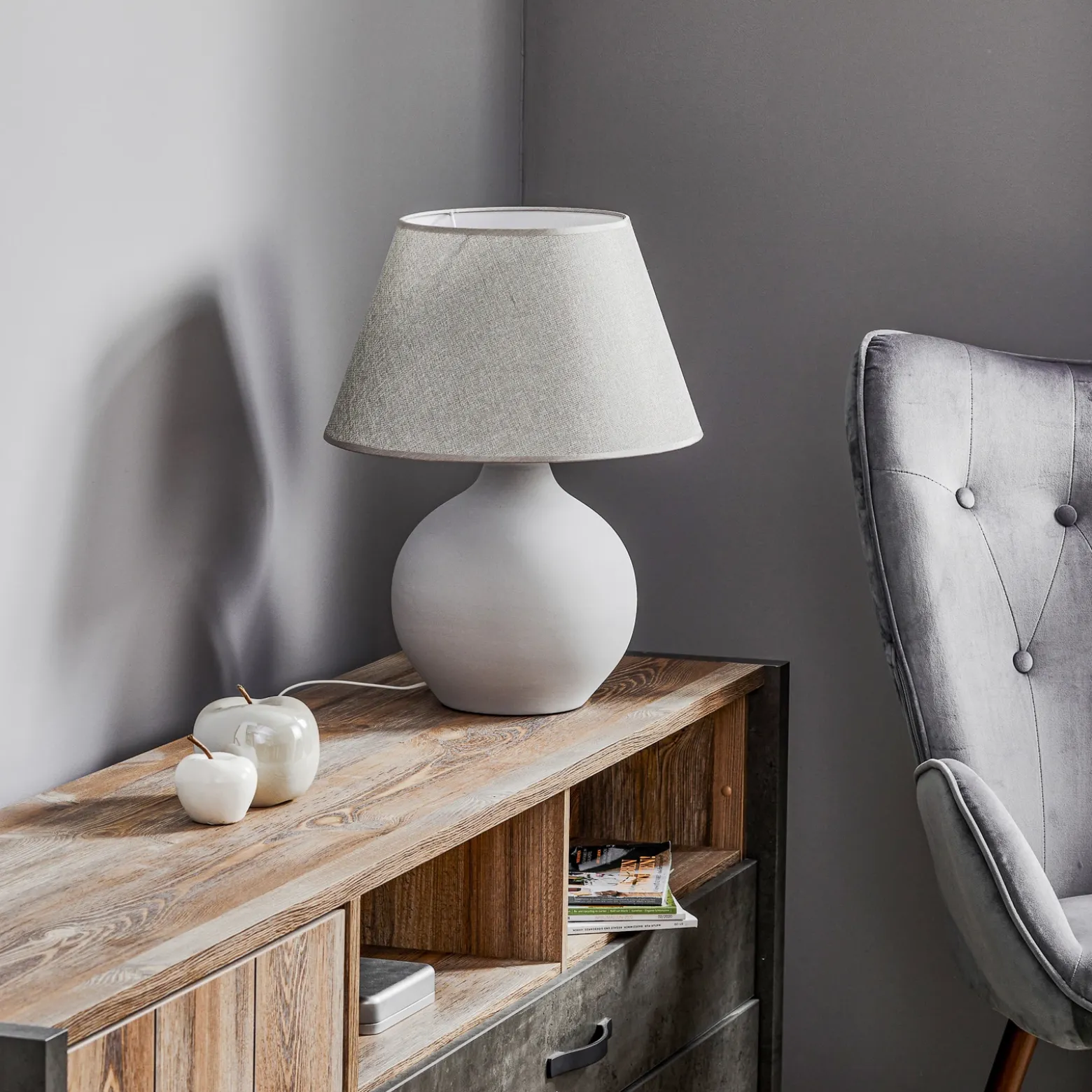 Lámpara de mesa Sfera, altura 53 cm, cemento/gris