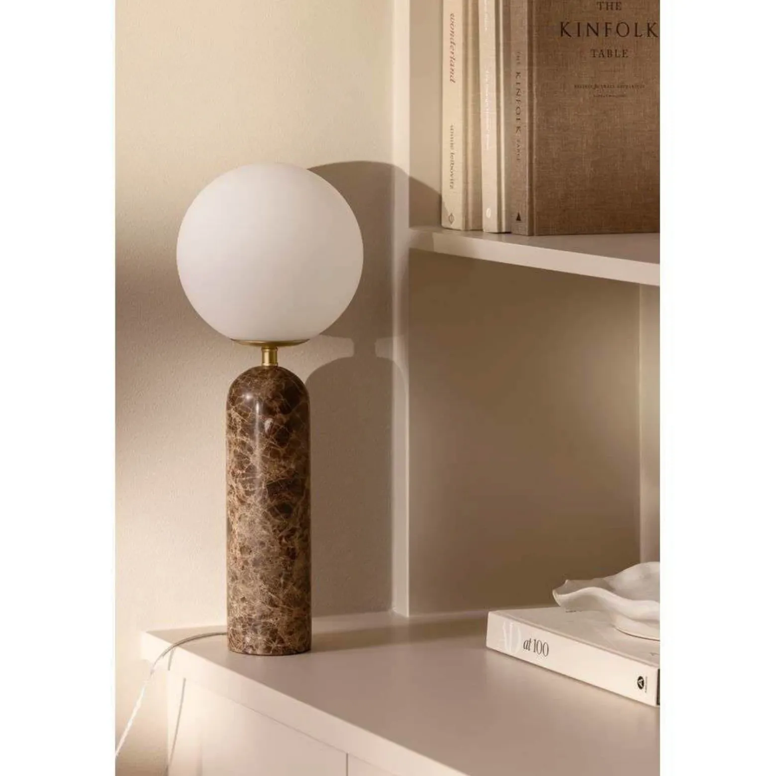 Lámpara de mesa Torrano de Globen Lighting, marrón, altura 53 cm