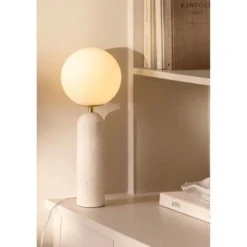 Lámpara de mesa Torrano de Globen Lighting, altura 53 cm, travertino