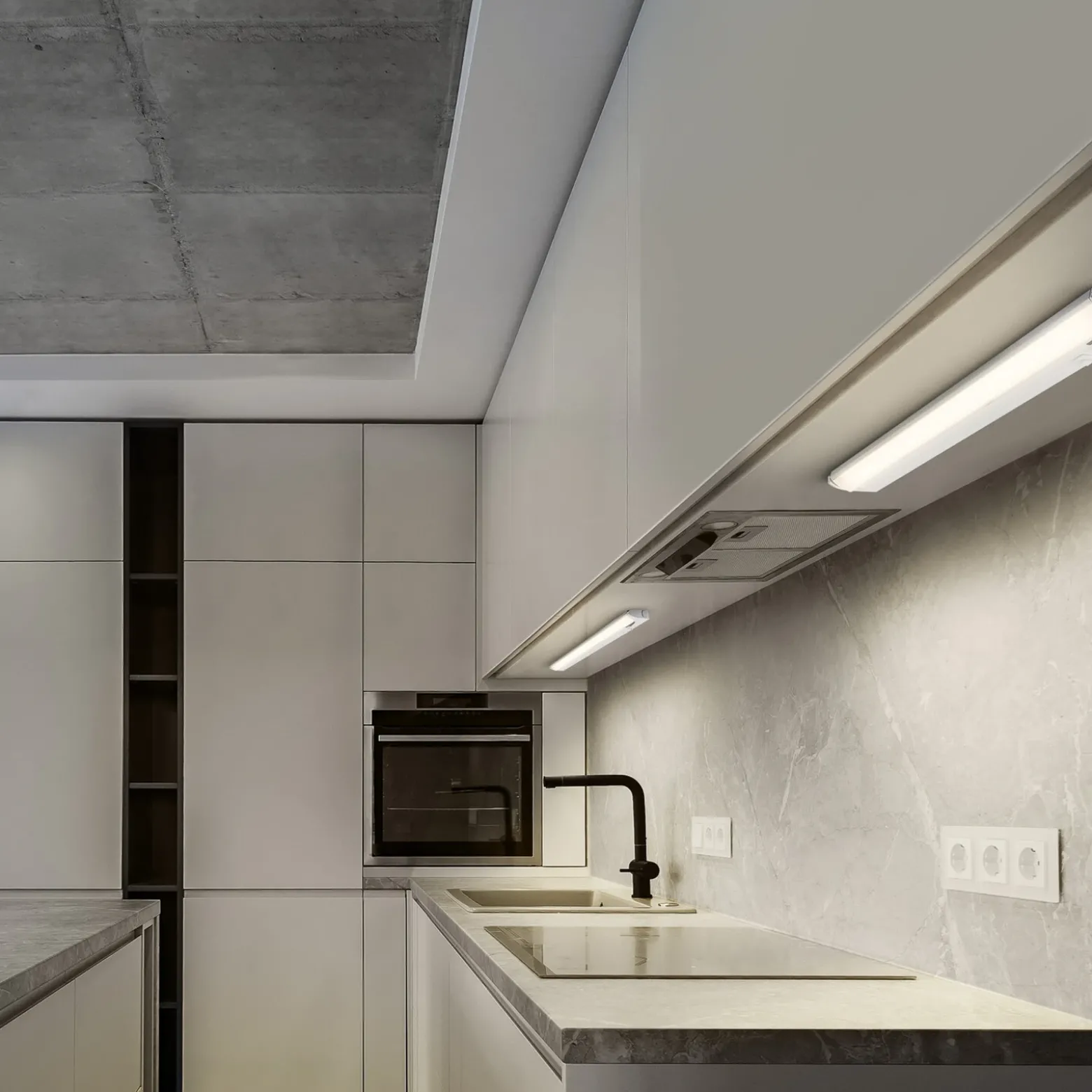 Lámpara de mueble LED OSRAM Linear Turn connect blanca 55 cm CCT atenuable