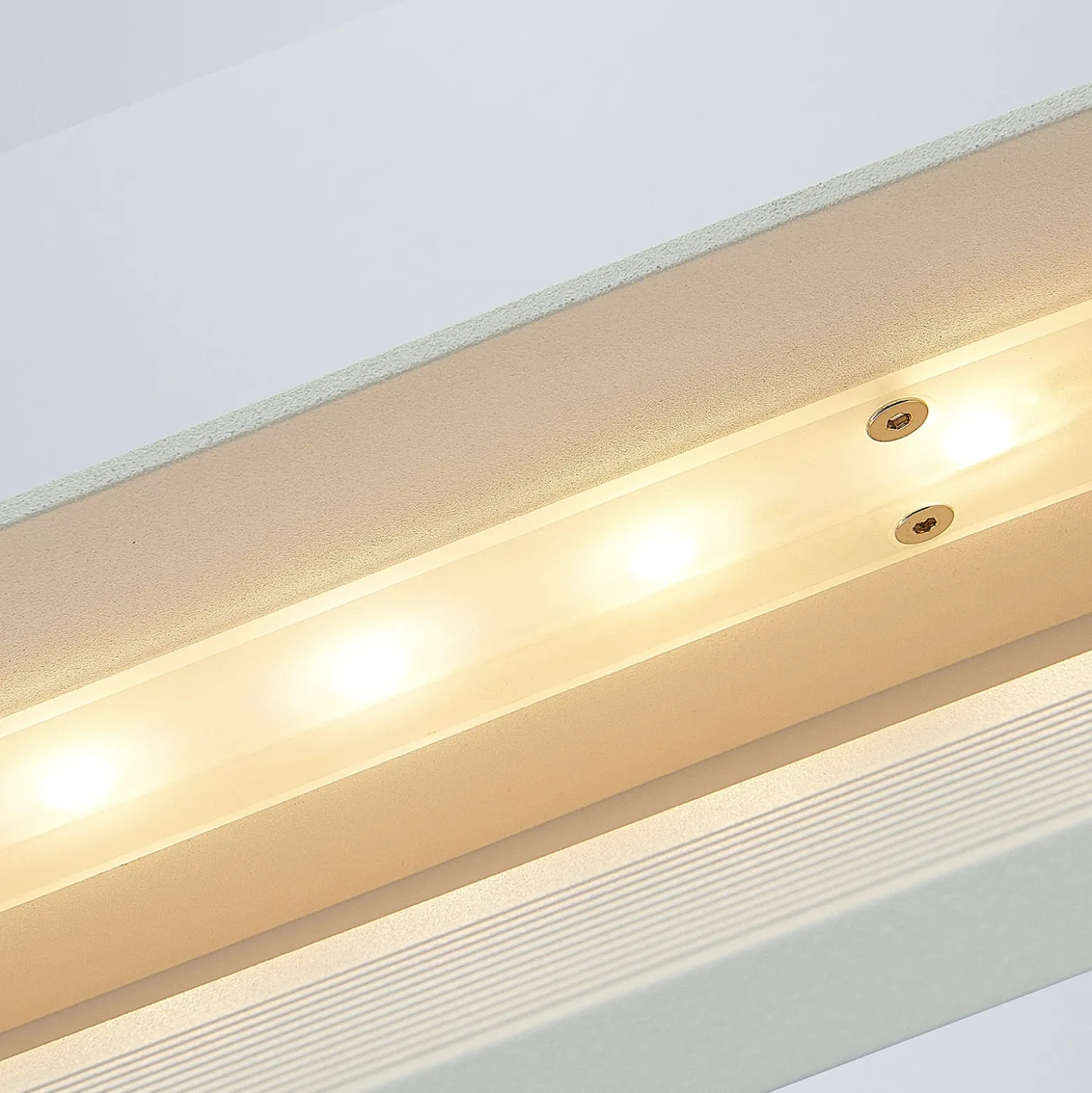 Lámpara de pared LED Lonisa de agradable luz
