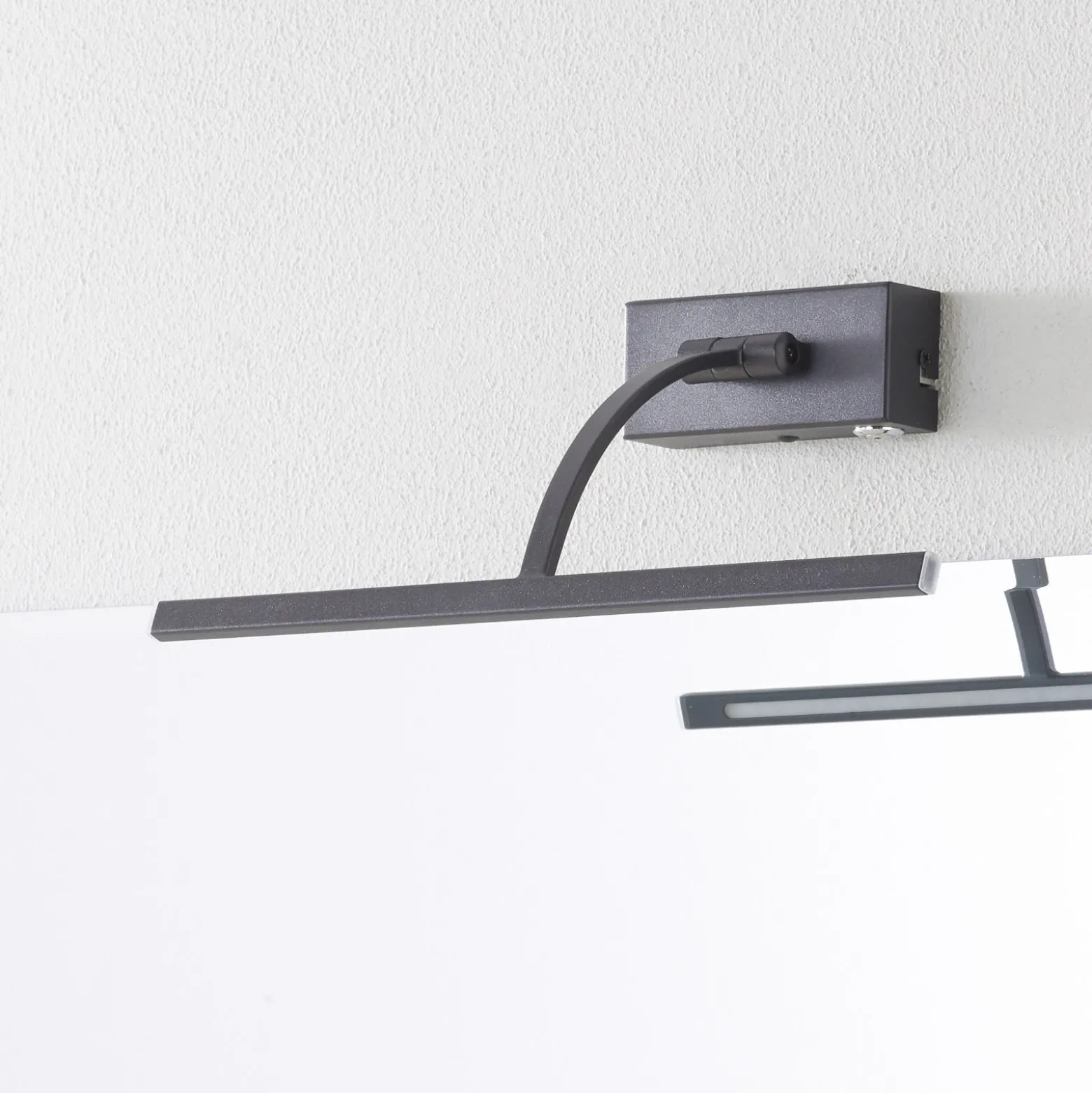 Lámpara de pared LED Matisse, ancho 34 cm, negro