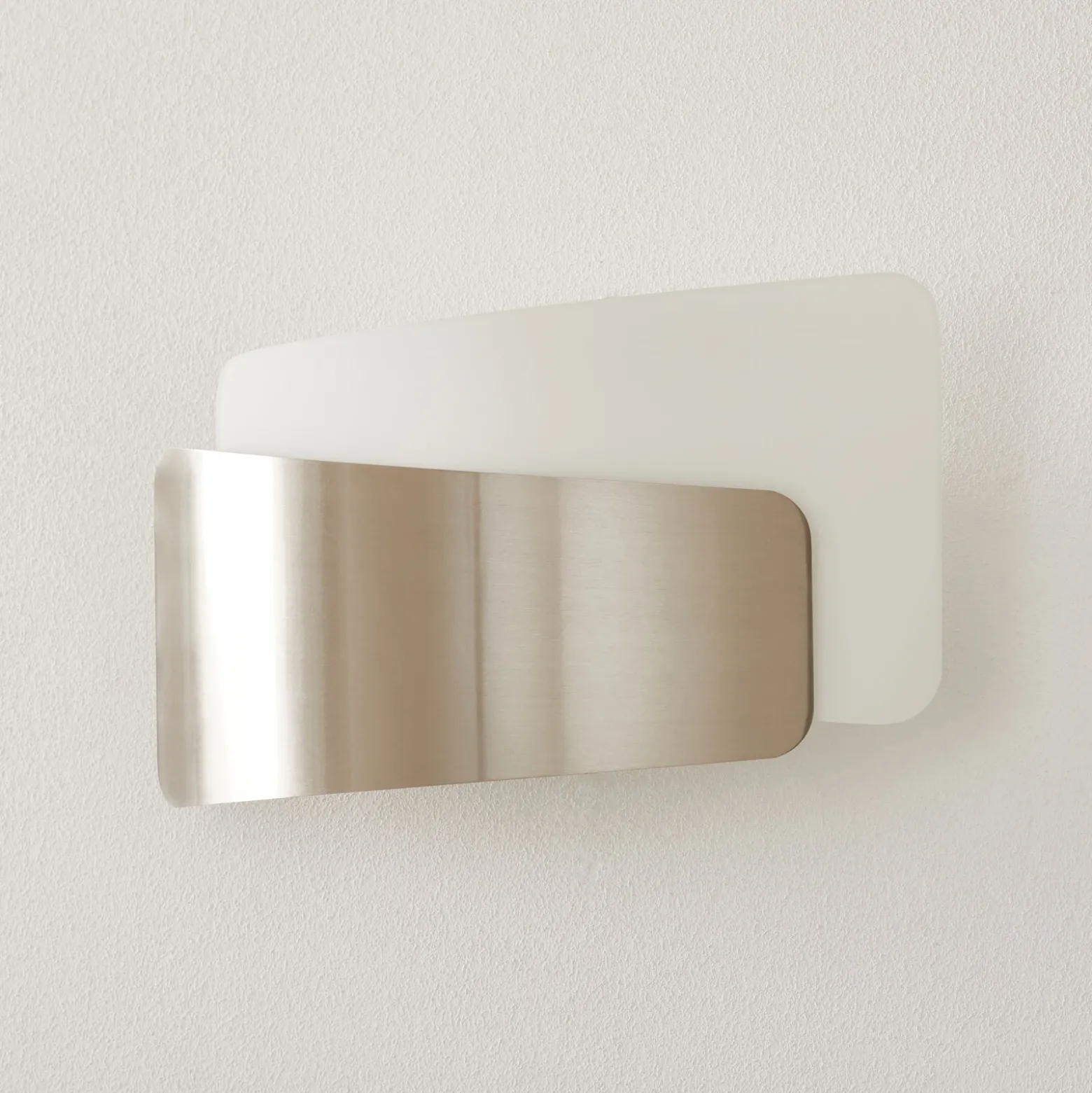 Lámpara de pared Slane de forma asimétrica
