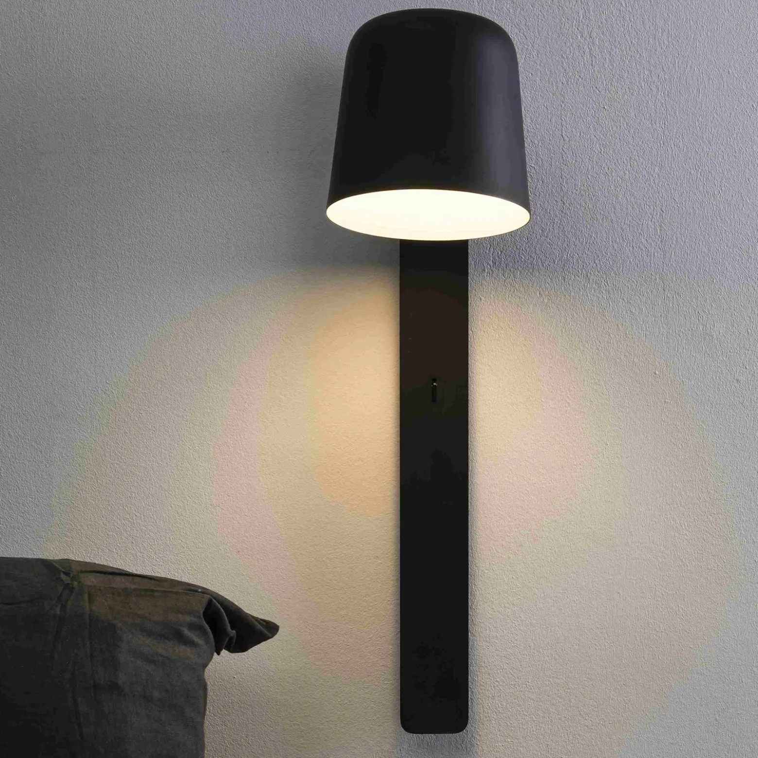 Lámpara de pared Tila, cabeza giratoria, negro