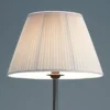 Lámpara de pie Classic con pantalla de tela