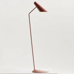 Lámpara de pie de diseño Vibia I.Cono 0712, rojo-marrón