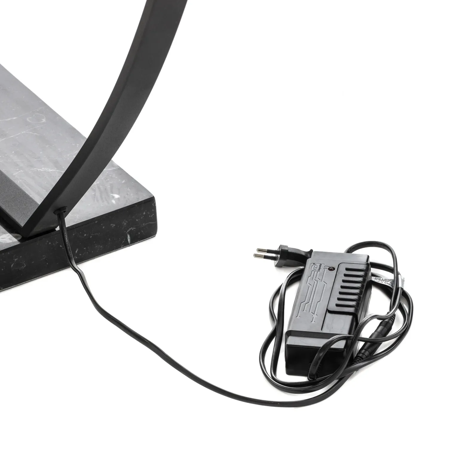 Lámpara de pie del arco LED Bangkok, negro mate