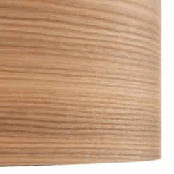 Lámpara de pie Envostar Veneer, madera maciza de fresno