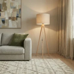 Lámpara de pie Grand, beige/pino, altura 145 cm, E27