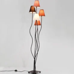 Lámpara de pie Kare Flexible Mocca Cinque