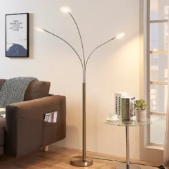 Lámpara de pie LED Anea de Lindby, 167 cm, 3 luces, color níquel