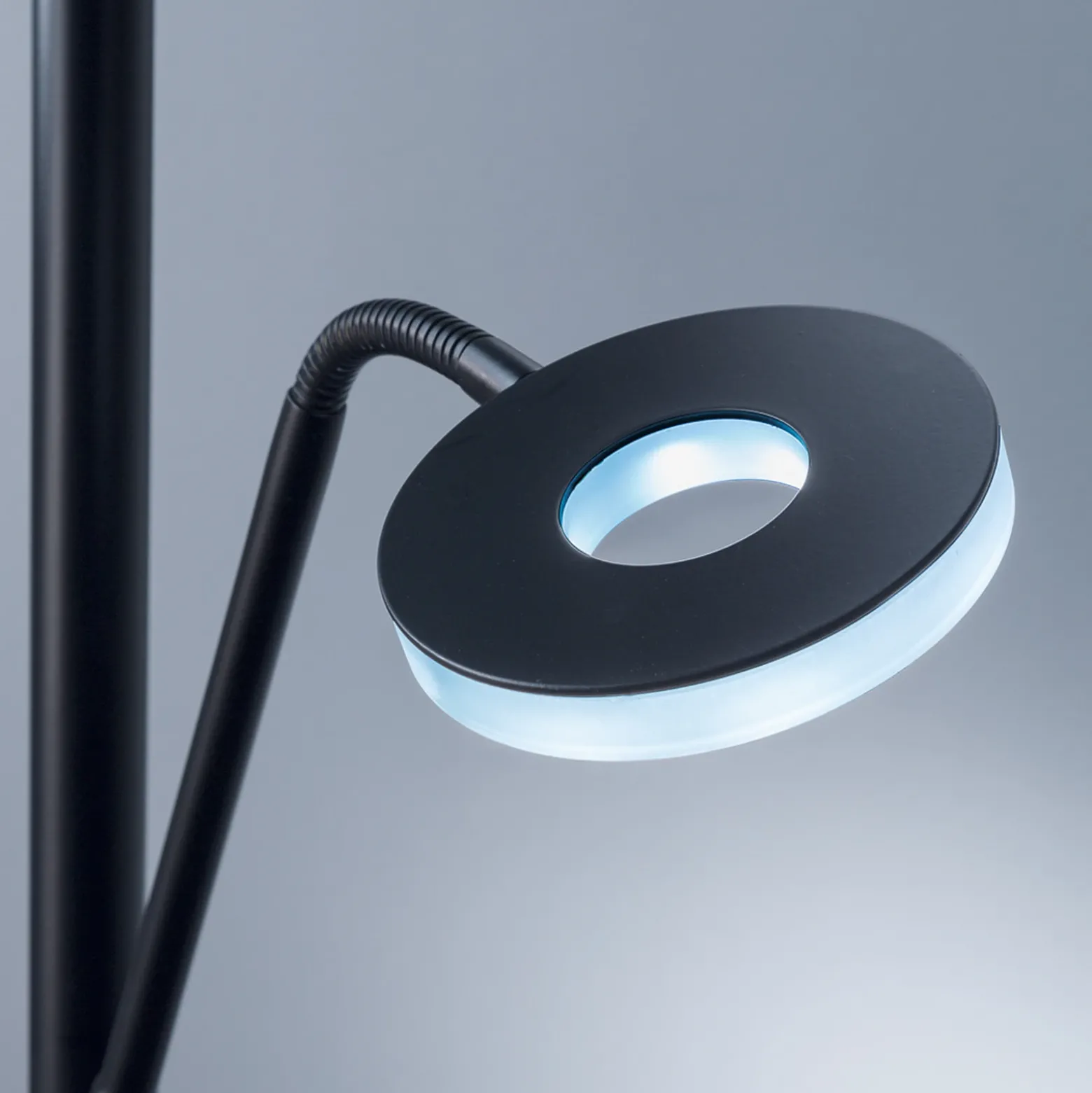 Lámpara de pie LED Dent, negra, 180 cm, CCT, 2 luces