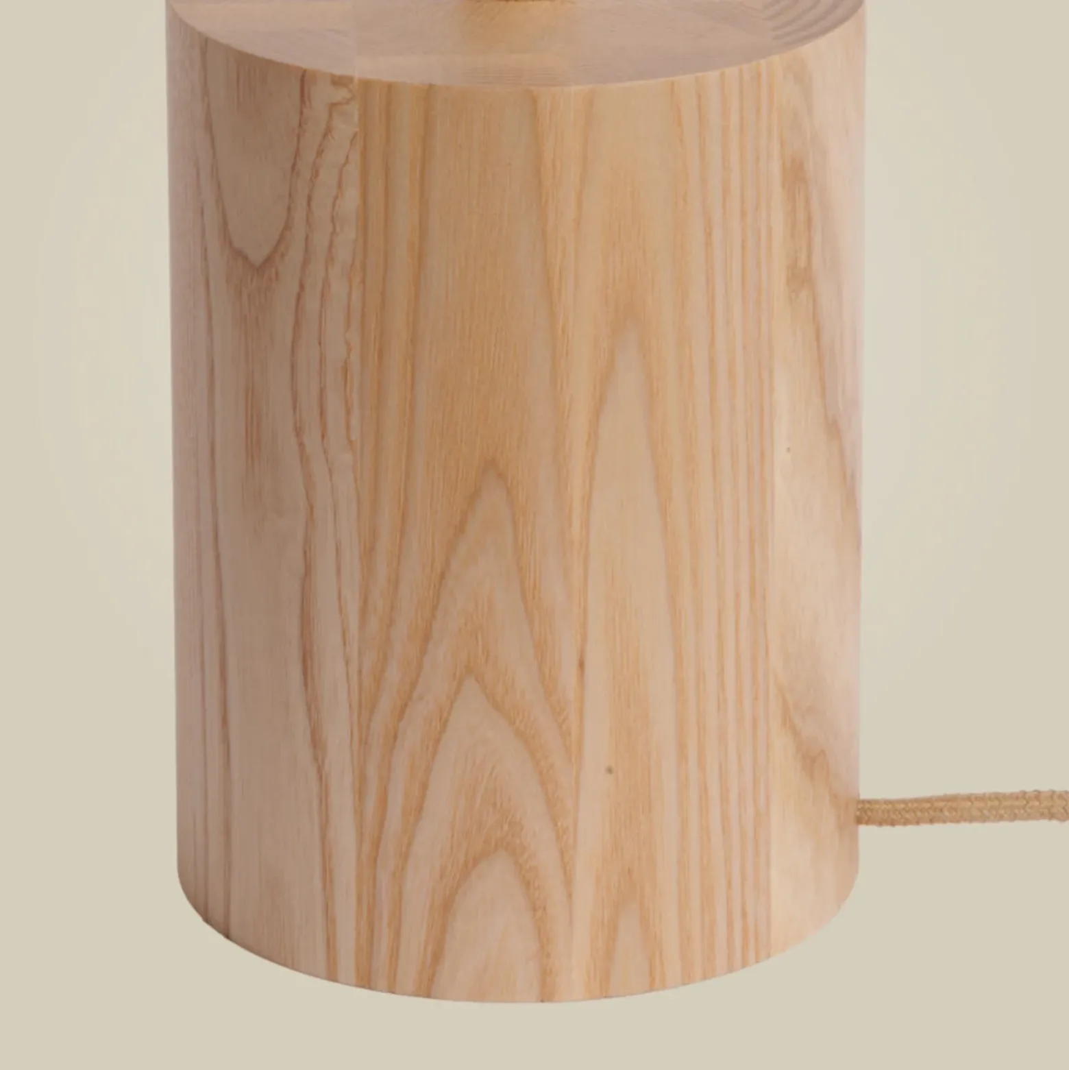 Lámpara de pie LED GOOD & MOJO Okinawa, 1 luz, color natural, 146 cm, madera
