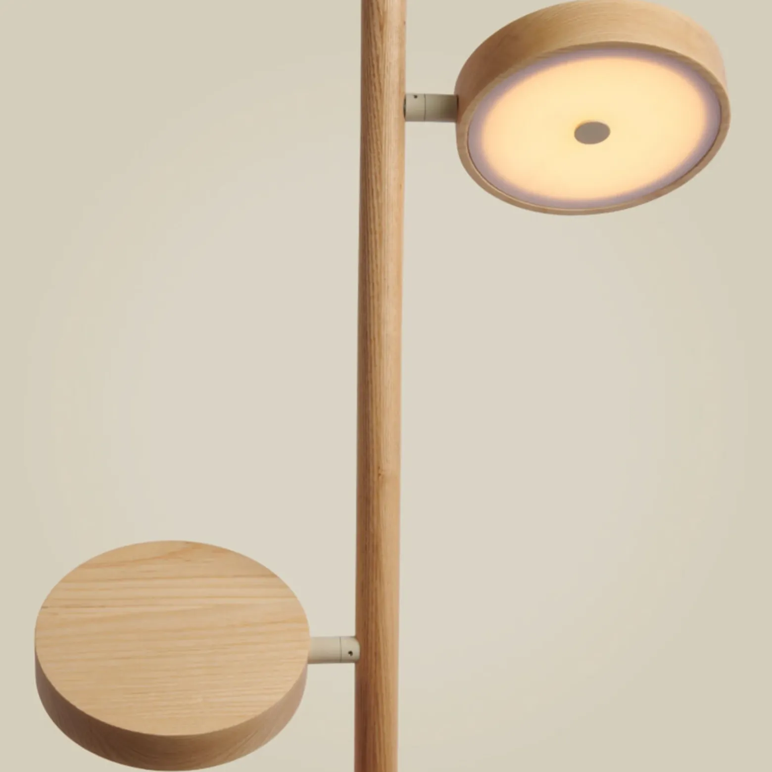 Lámpara de pie LED GOOD & MOJO Okinawa, de 2 luces, color natural, 146 cm,