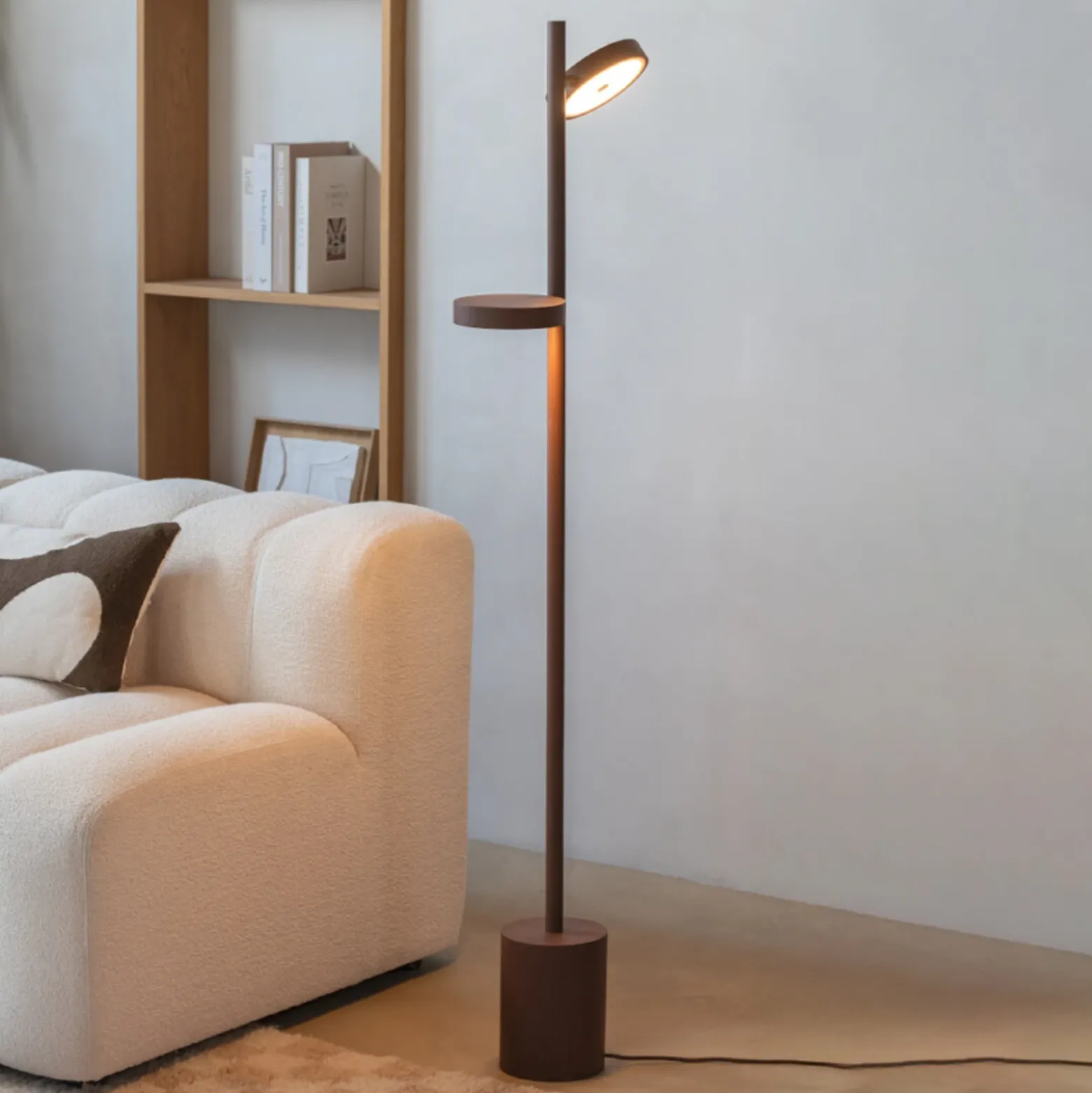 Lámpara de pie LED GOOD & MOJO Okinawa, de 2 luces, marrón, 146 cm, madera
