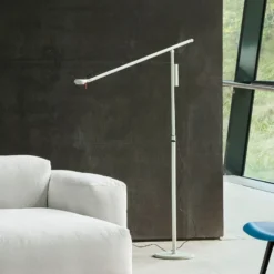 Lámpara de pie LED HAY Fifty-Fifty, gris, altura 135 cm, atenuable.