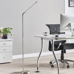 Lámpara de pie LED Lindby Jabbo, 163 cm, níquel, metal