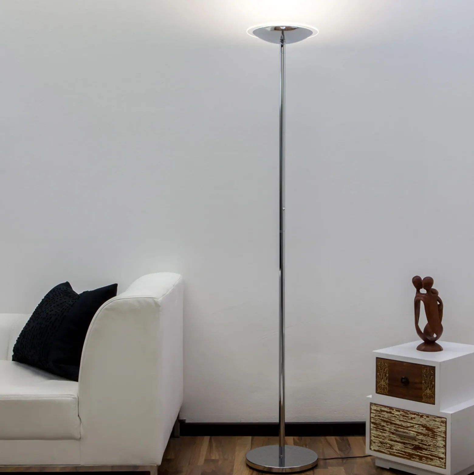 Lámpara de pie LED Lindby Malea, color cromo, atenuable, 180 cm