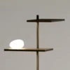 lámpara de pie LED multifuncional Vibia Suite 133 cm