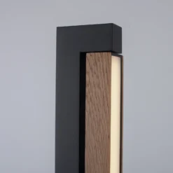 Lámpara de pie LED PURE Lines, negra, madera, control remoto, 140 cm