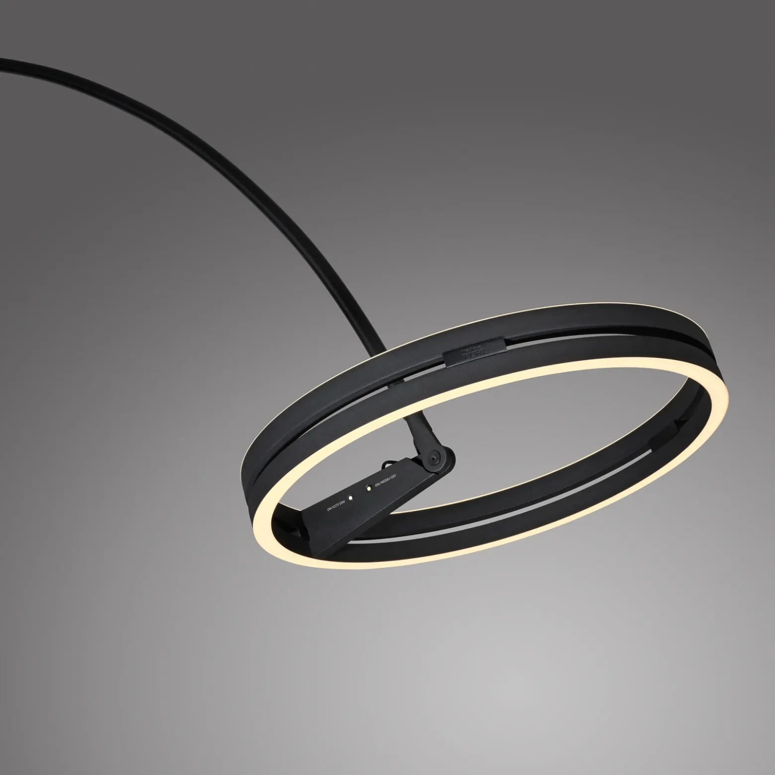 Lámpara de pie LED PURE Loop-Bow, negra, alcance de 290 cm, CCT