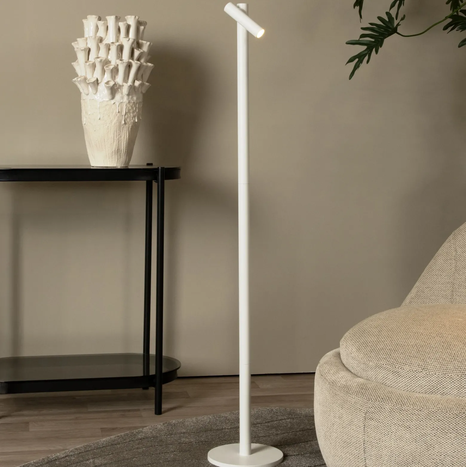 Lámpara de pie LED recargable Antrim, blanca, 1 luz, IP54, atenuable