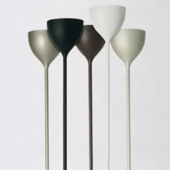 Lámpara de pie LED Rotaliana Drink, bronce