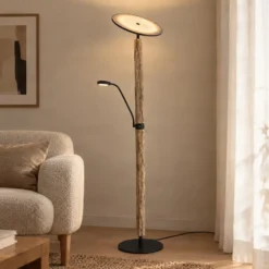 Lámpara de pie LED Woodland de Lucande, 180 cm, madera, brazo de lectura