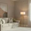 Lámpara de pie Lindby Charlia, blanca, madera, altura 150cm