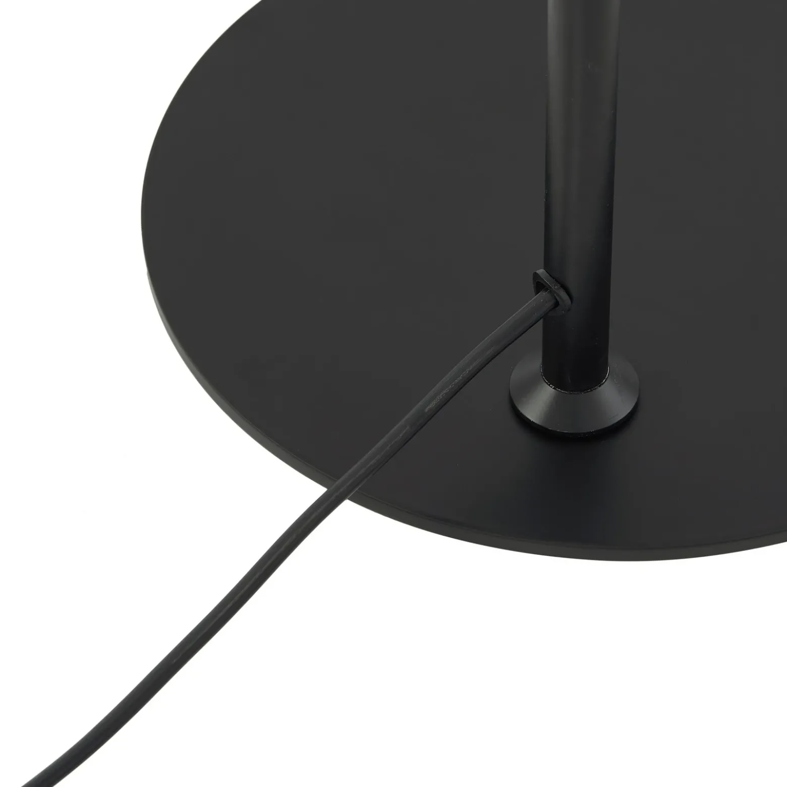 Lámpara de pie Lindby Corali, negra, metal, altura 176,5cm