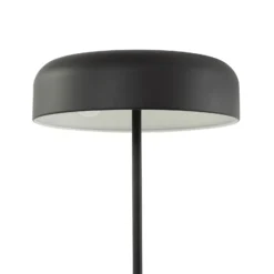 Lámpara de pie Lindby Edion, negra, metal