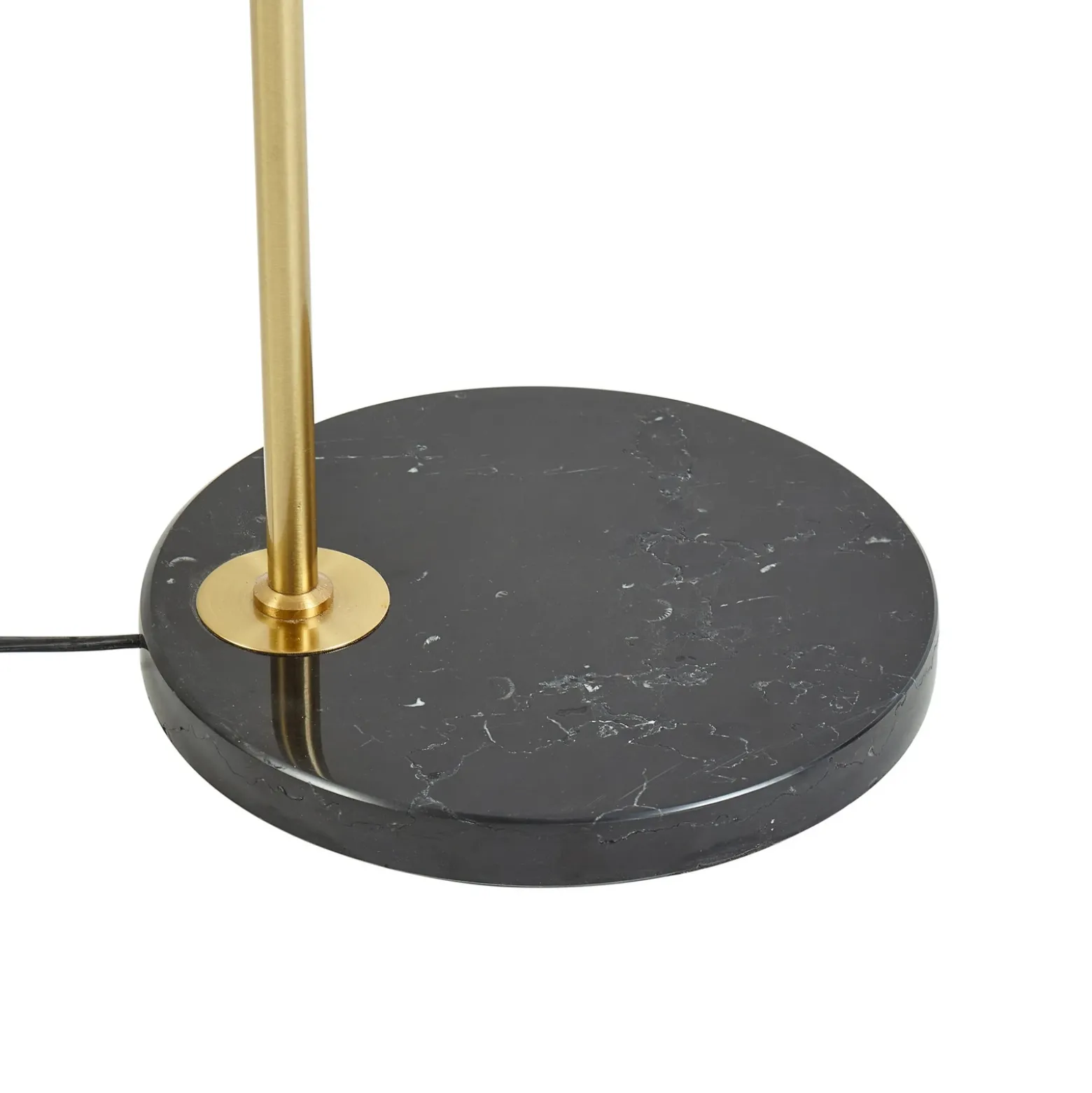 Lámpara de pie Lindby Hillary, negro/oro, mármol, 153cm