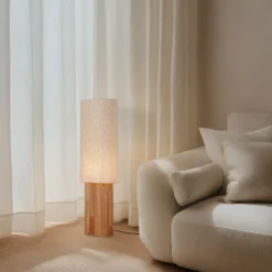 Lámpara de pie Lindby Kimiko, altura 100 cm, madera, textil, E27