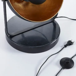 Lámpara de pie Lindby Muriel, 3 luces, negro/oro, metal