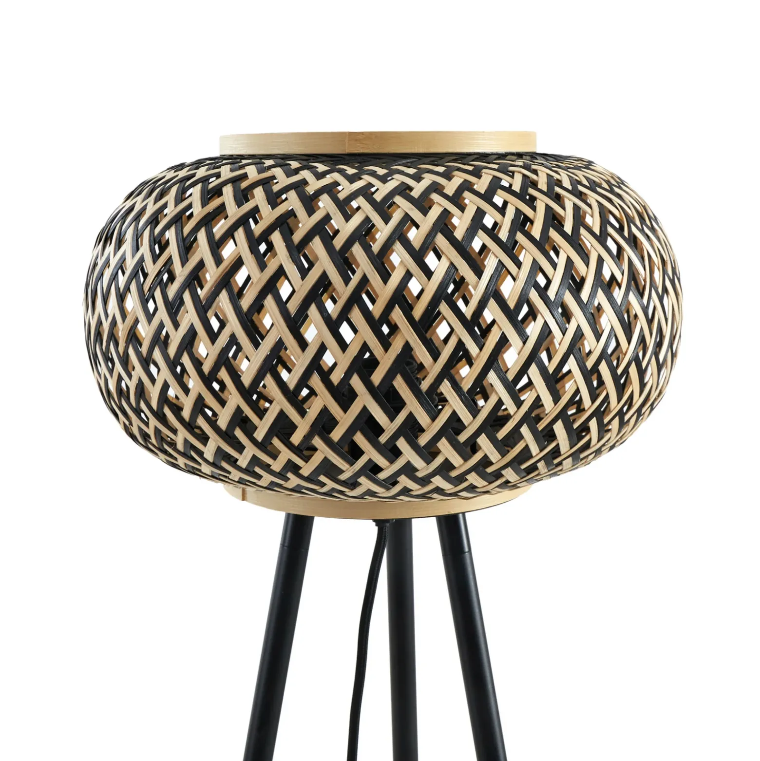 Lámpara de pie Lindby Nerys, negra, bambú, Ø 31,5 cm, trípode