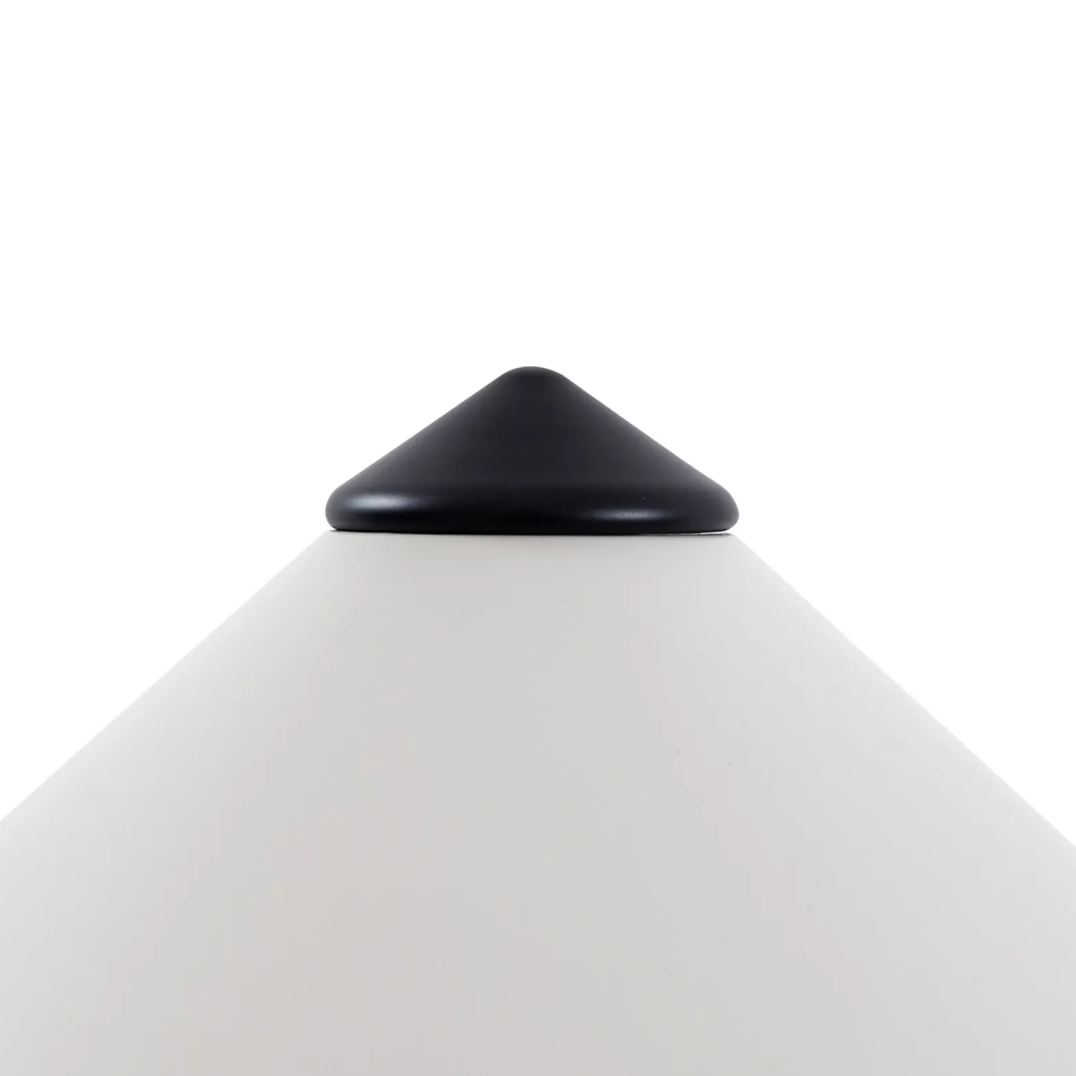 Lámpara de pie Lindby Norvik, altura 150 cm, negro/gris, metal