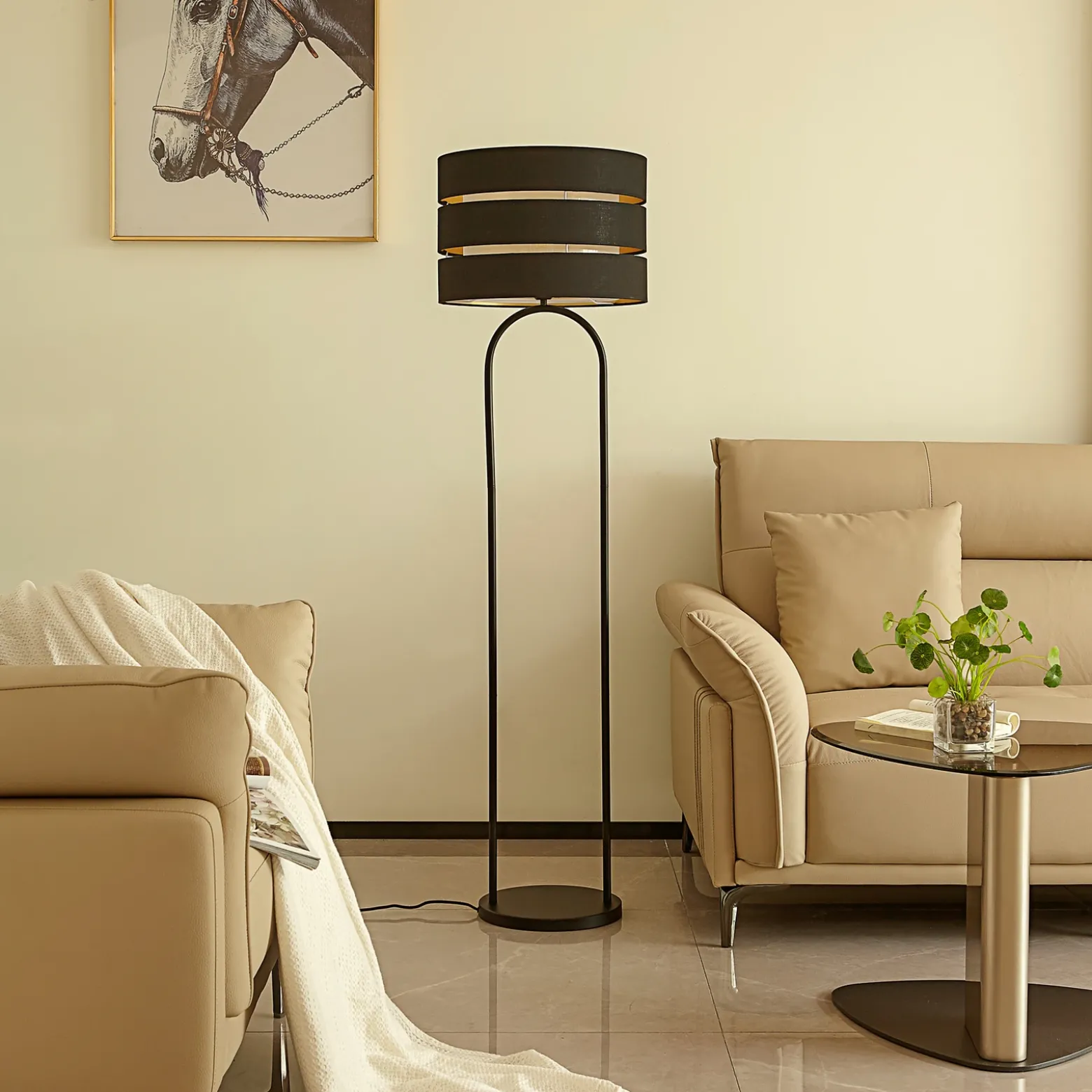 Lámpara de pie Lindby Tsomo, Ø 40 cm, negra, tela, E27