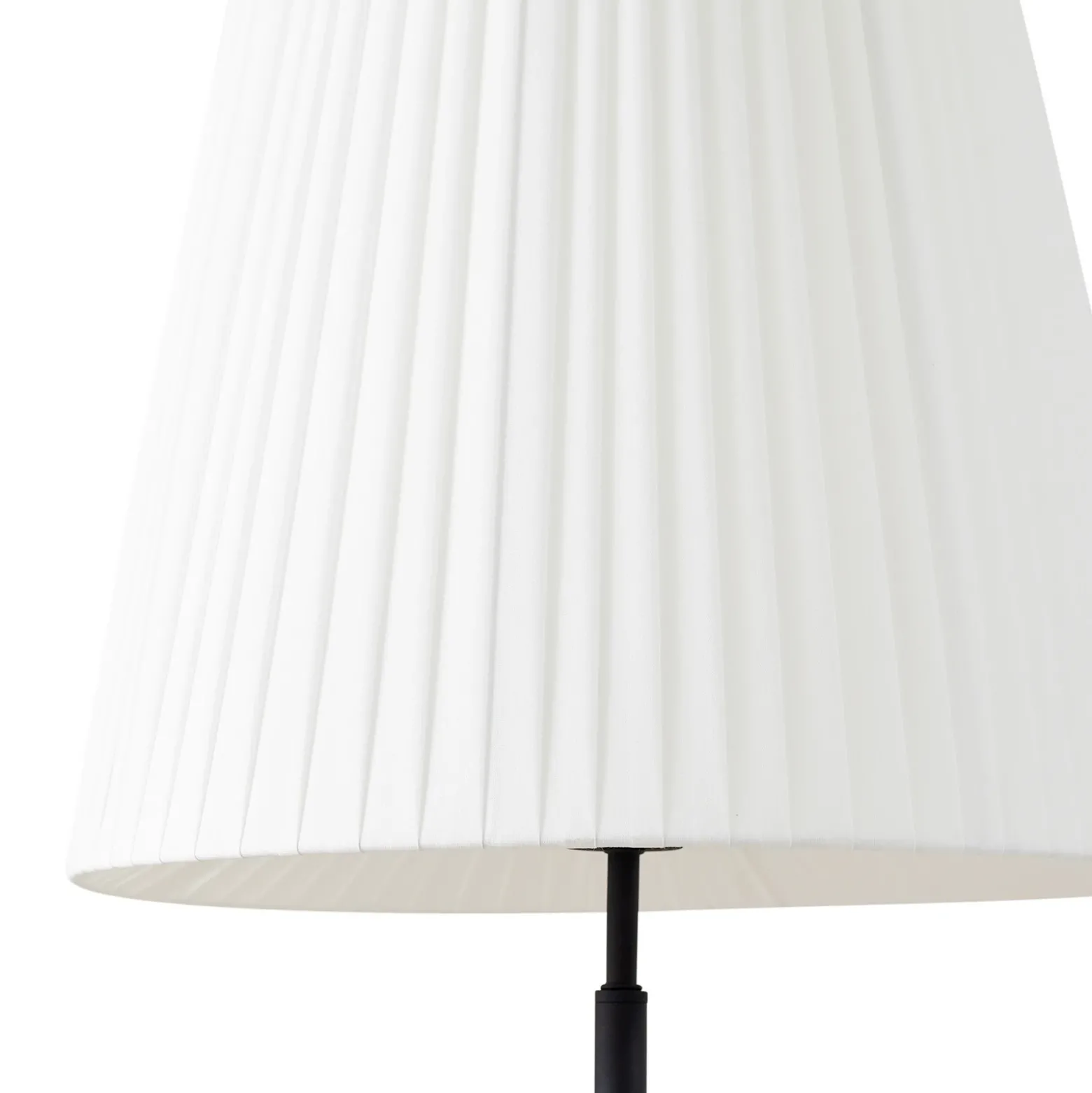 Lámpara de pie Lindby Virelle, negro/blanco, textil, altura 170 cm