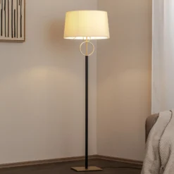 Lámpara de pie Priam, negro/dorado, acero, altura 156 cm