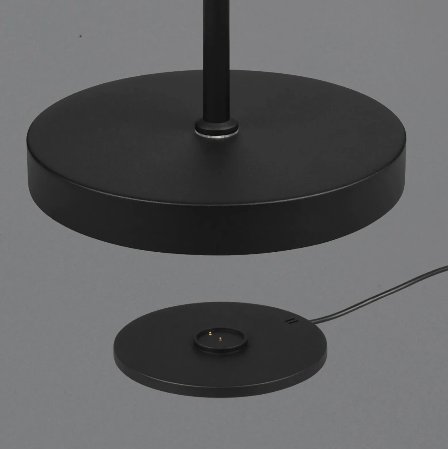 Lámpara de pie recargable LED Moreno, negro mate, CCT, atenuable