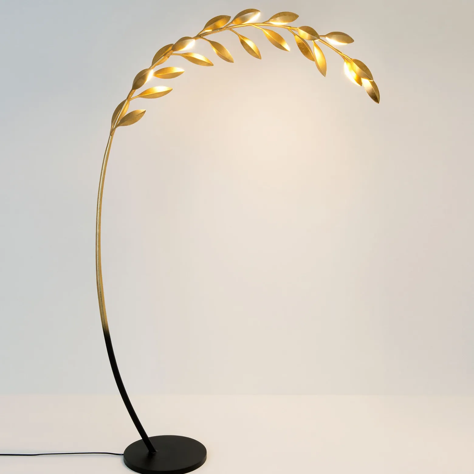 Lámpara de pie Riso, 11 luces, oro