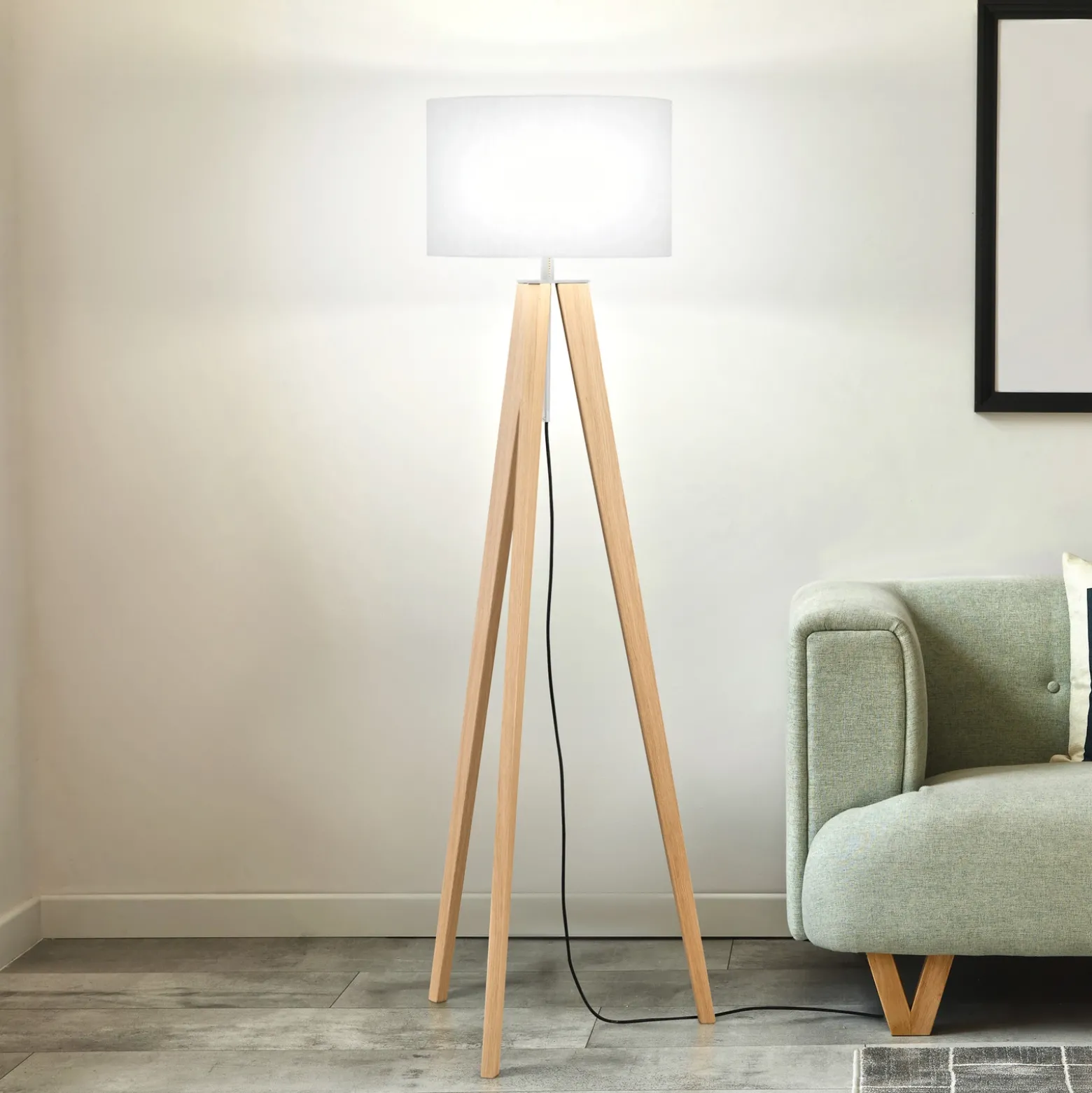 Lámpara de pie SHINE-WOOD, blanco/níquel/roble, altura 164 cm, 3 x E27