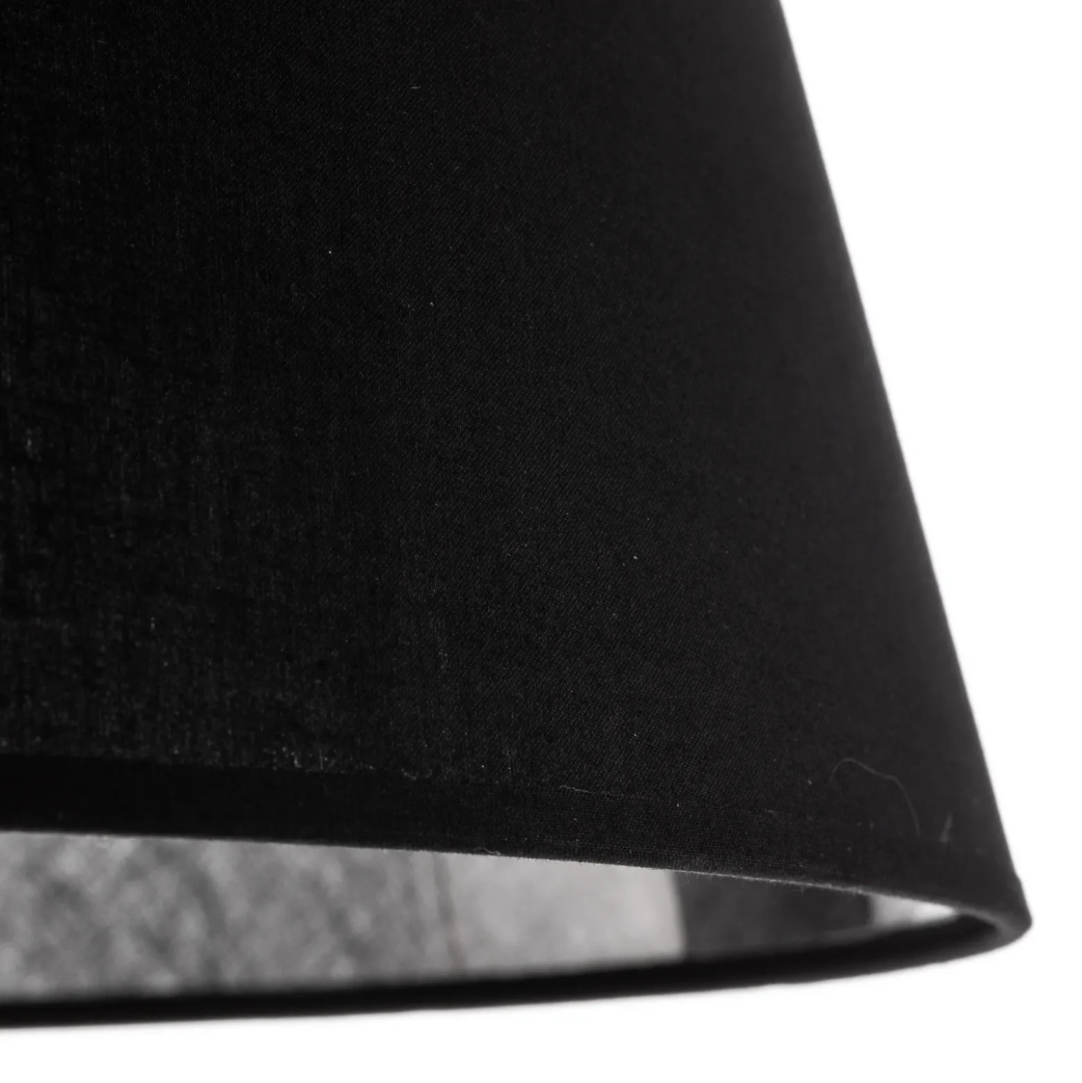 Lámpara de pie textil Fulda, pantalla negra, base cromada