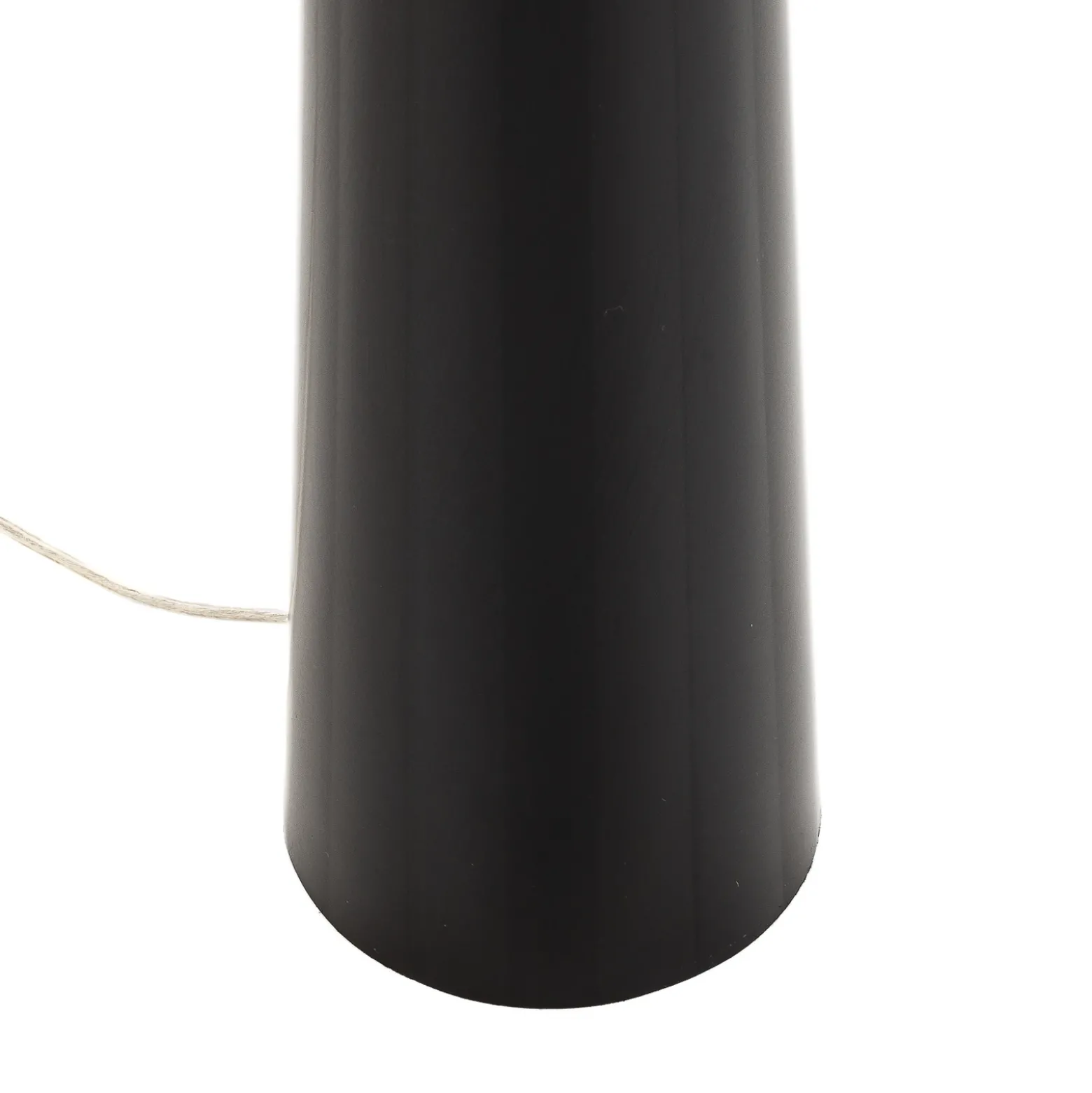 Lámpara de pie Totem LS con acabado cromo, negro